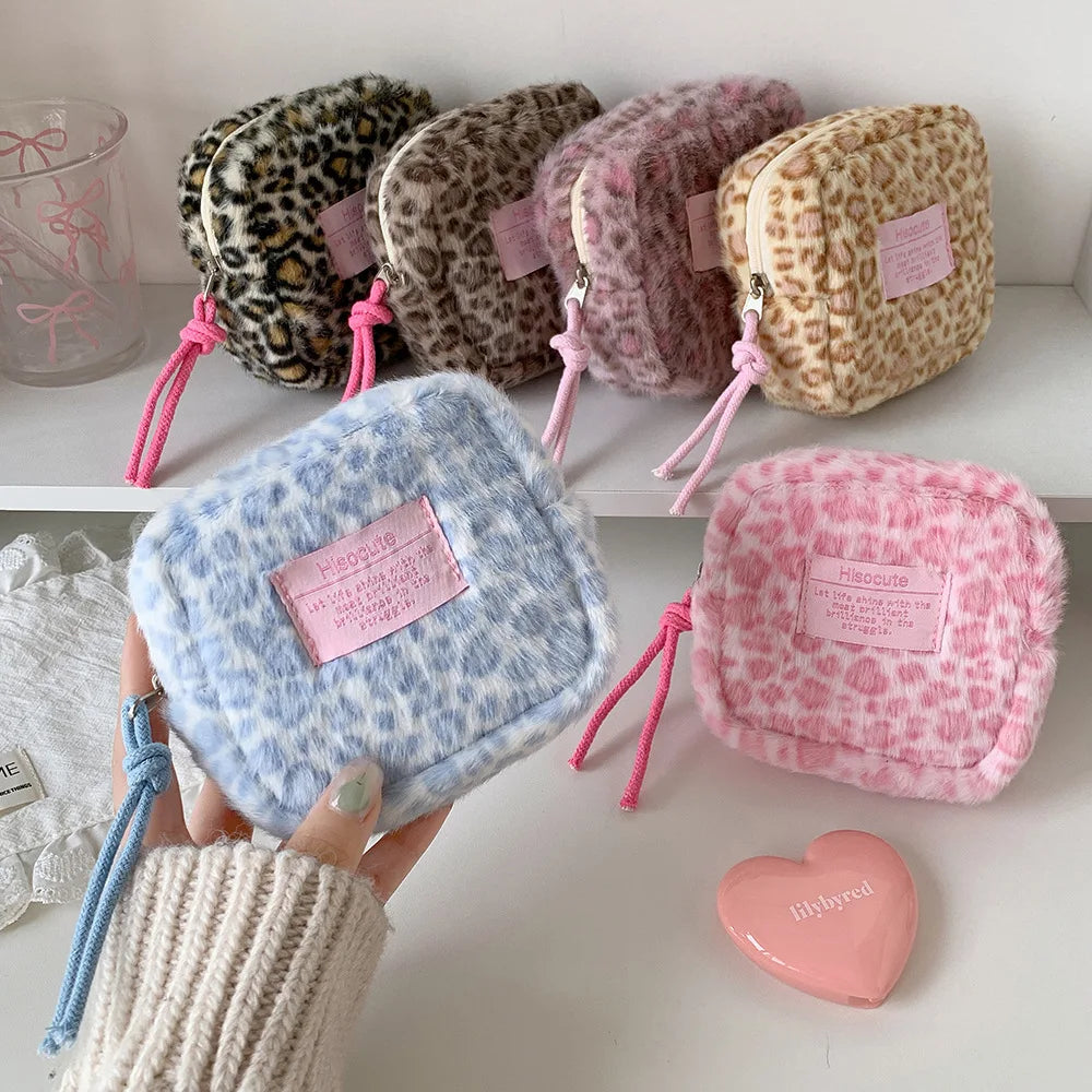 Retro Plush Square Leopard Print Makeup Bag Cute Winter Girl Portable Sanitary Cotton Storage Wallet