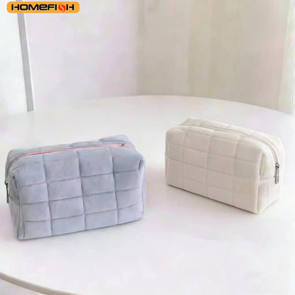 Homefish Stylish Large Capacity Pillow Shaped Storage Bag