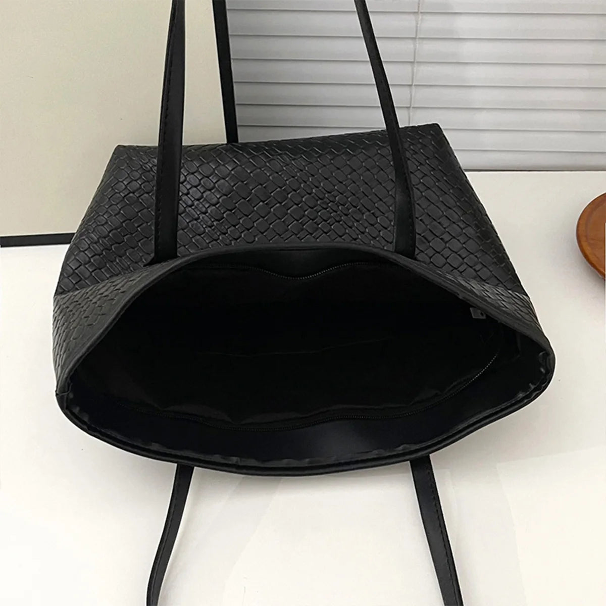Retro Trendy Women Tote Bag Solid Color Glossy Pu Handbags Woven Texture Large Capacity Shopping