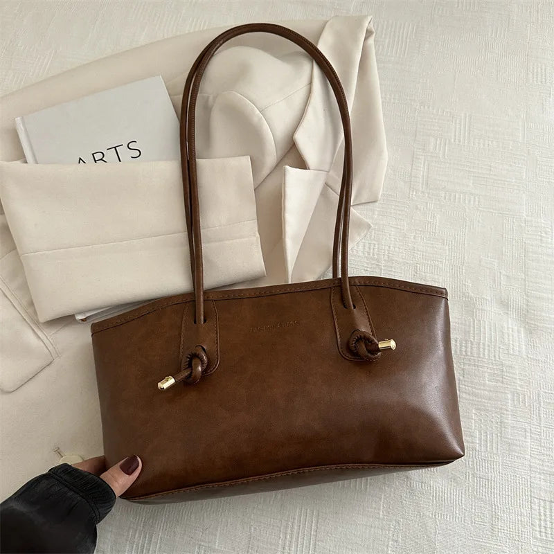 Vintage Leather Shoulder Bag – Large Capacity Women's Handbag