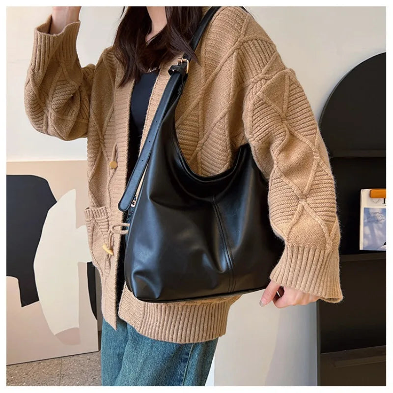 Large Tote Shoulder Bag for Women – Retro Minimalist Style