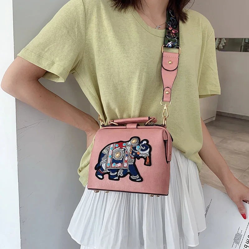 Fashionable Retro Embroidered Shoulder Bag Artistic Chinese Style Large Capacity Women S Crossbody