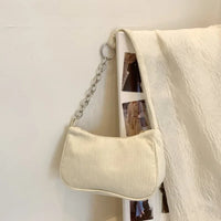Chain White