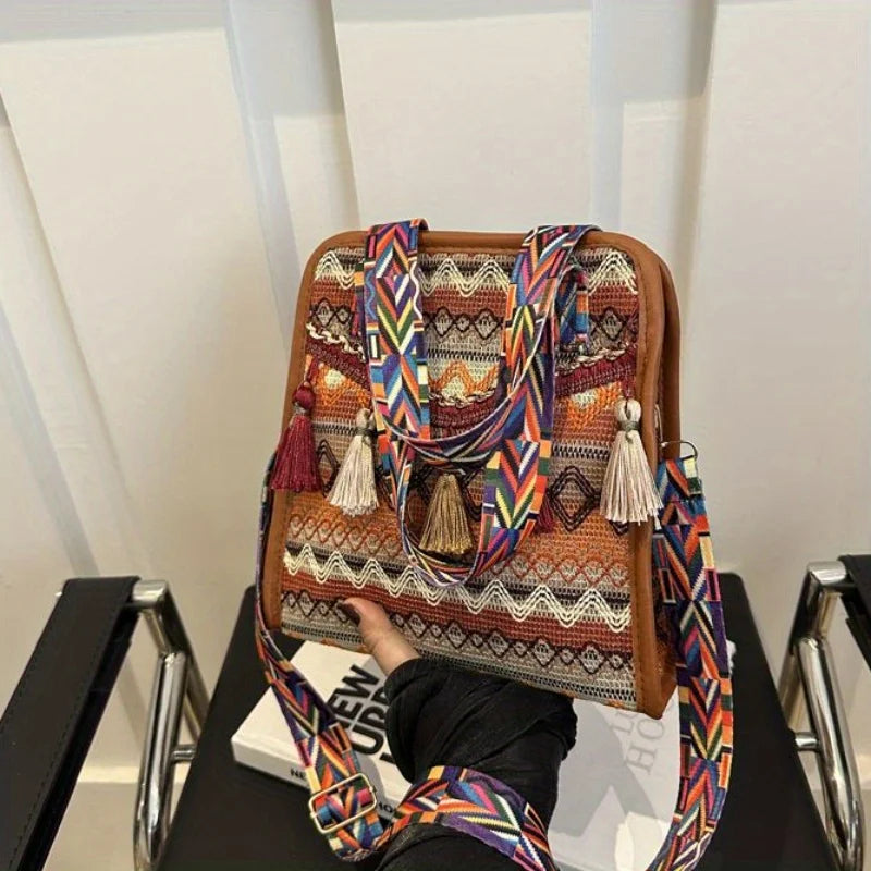 Boho Embroidered Crossbody Bag – Adjustable Strap Shoulder Bag for Women