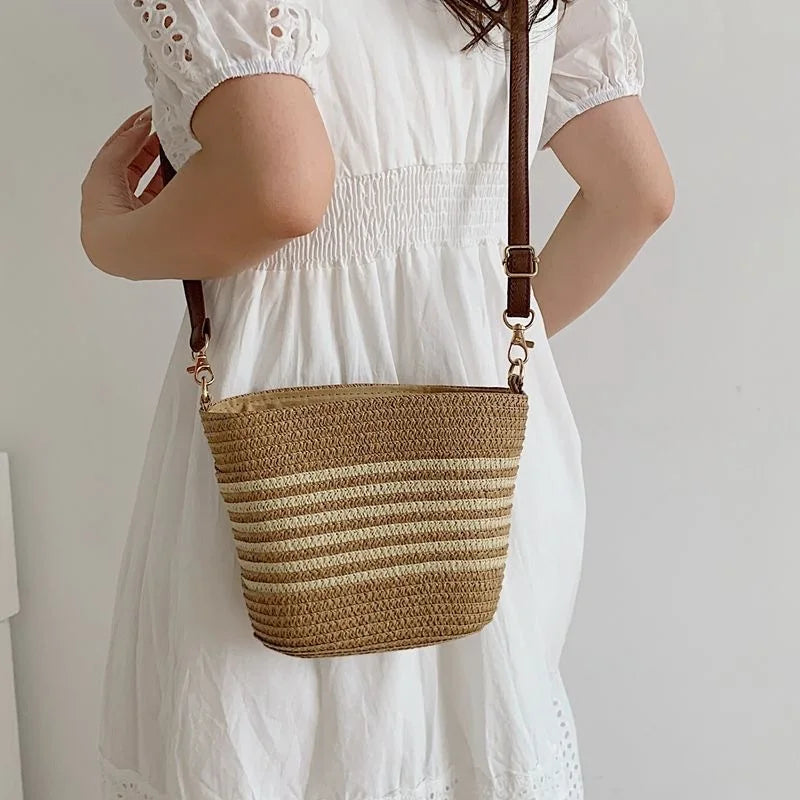 Women Straw Woven Crossbody Bags Striped Beach Shoulder Purse Leather Strap Casual Summer Chic