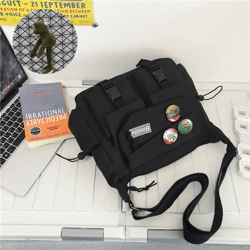 Waterproof Canvas Messenger Bag – Multi-Pocket Crossbody