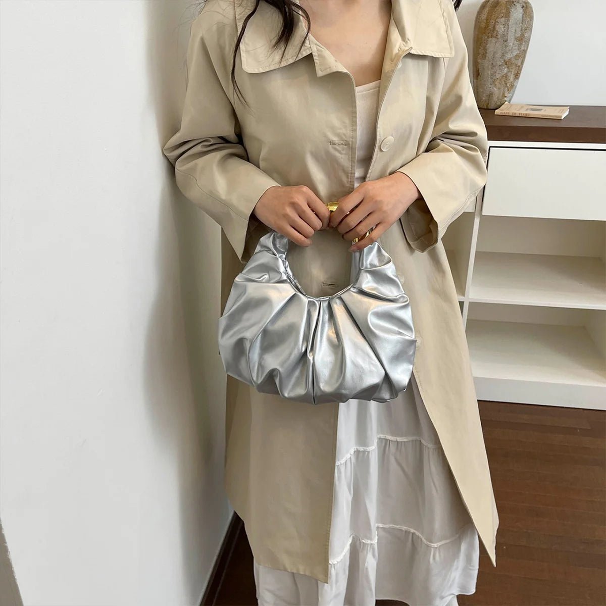 Elegant Glamorous Women Dinner Bag Solid Color Cloud Wrinkled Soft Pu Leather Handbag Prom Banquet