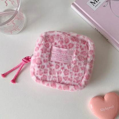 Retro Plush Square Leopard Print Makeup Bag Cute Winter Girl Portable Sanitary Cotton Storage Wallet