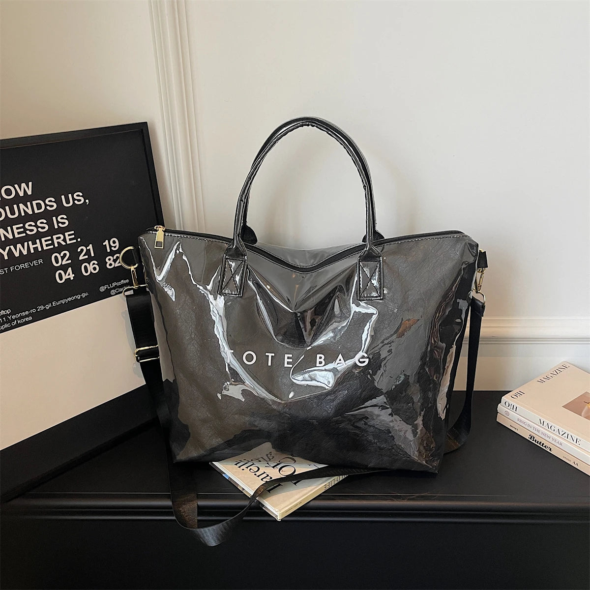 Trendy Personalized Large Capacity Transparent Pvc Tote Bag Outdoor Waterproof Jelly Daily Travel