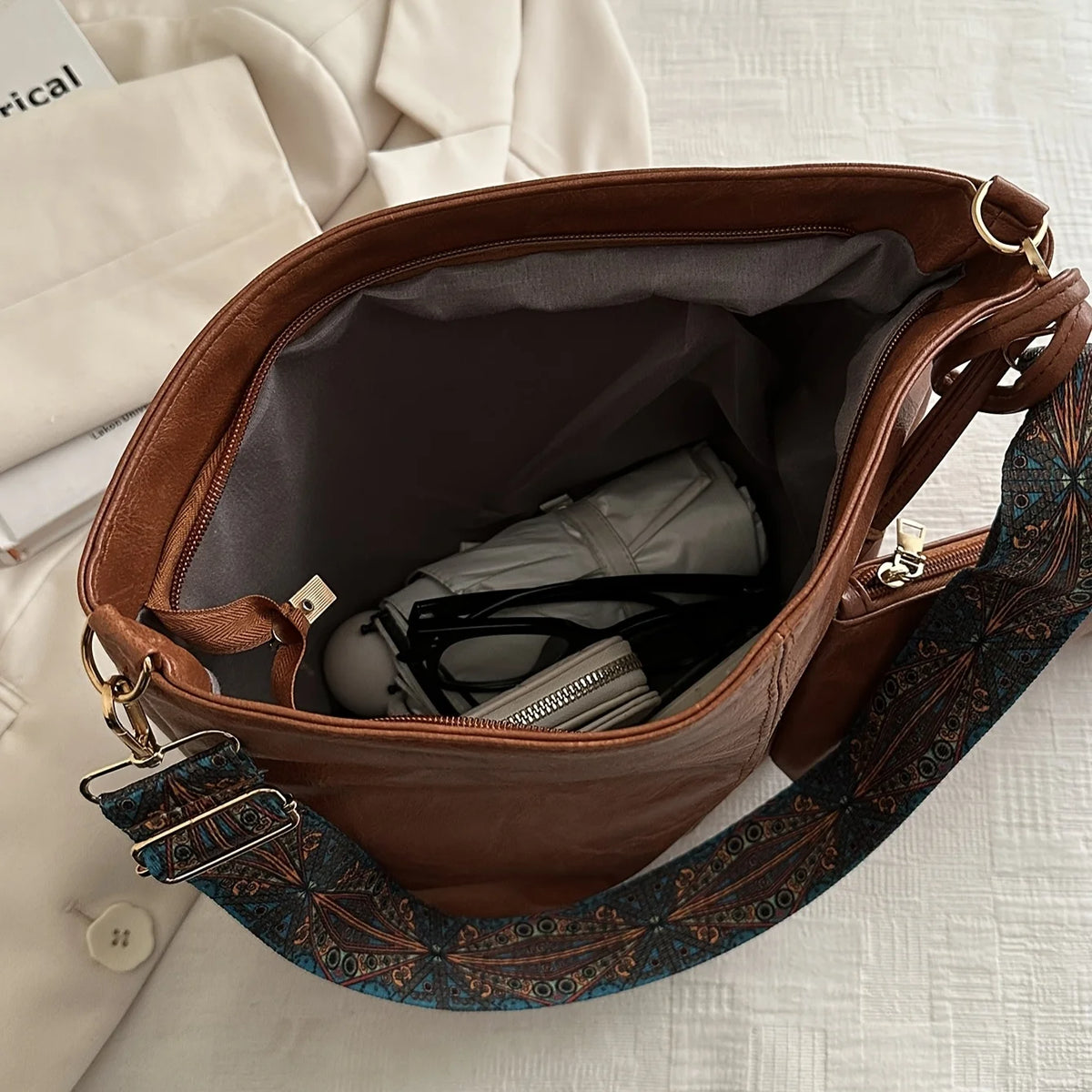 Retro PU Leather Bucket Tote Bag Set with Boho Wide Strap