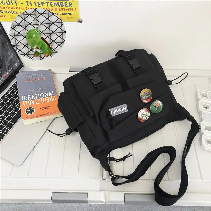 Waterproof Canvas Messenger Bag – Multi-Pocket Crossbody