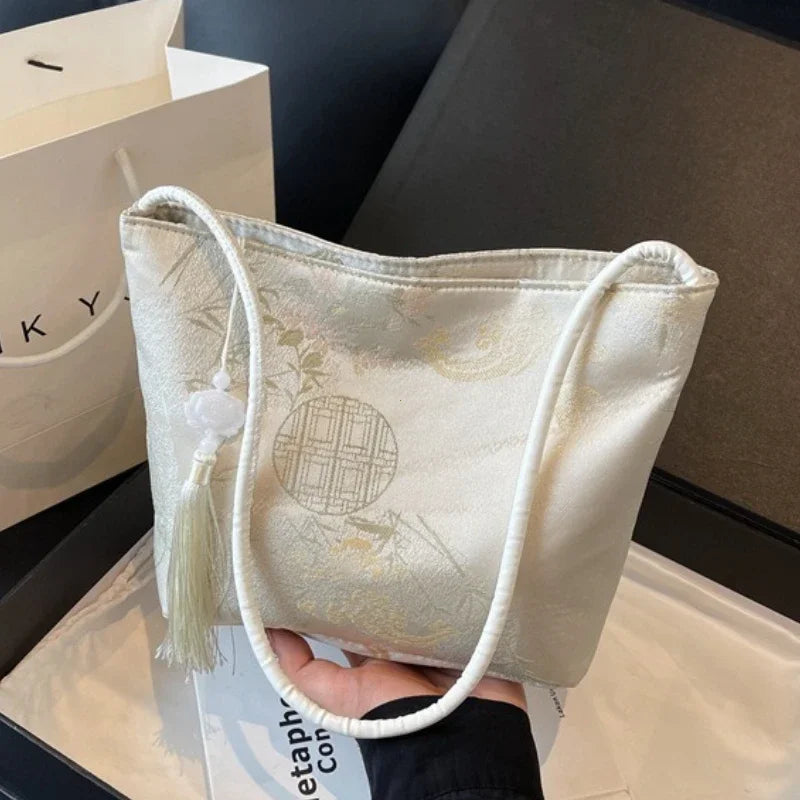 Chinese Style Small Shoulder Bags Women Luxury Designer Fine Embroidery Ladies Handbags Trendy