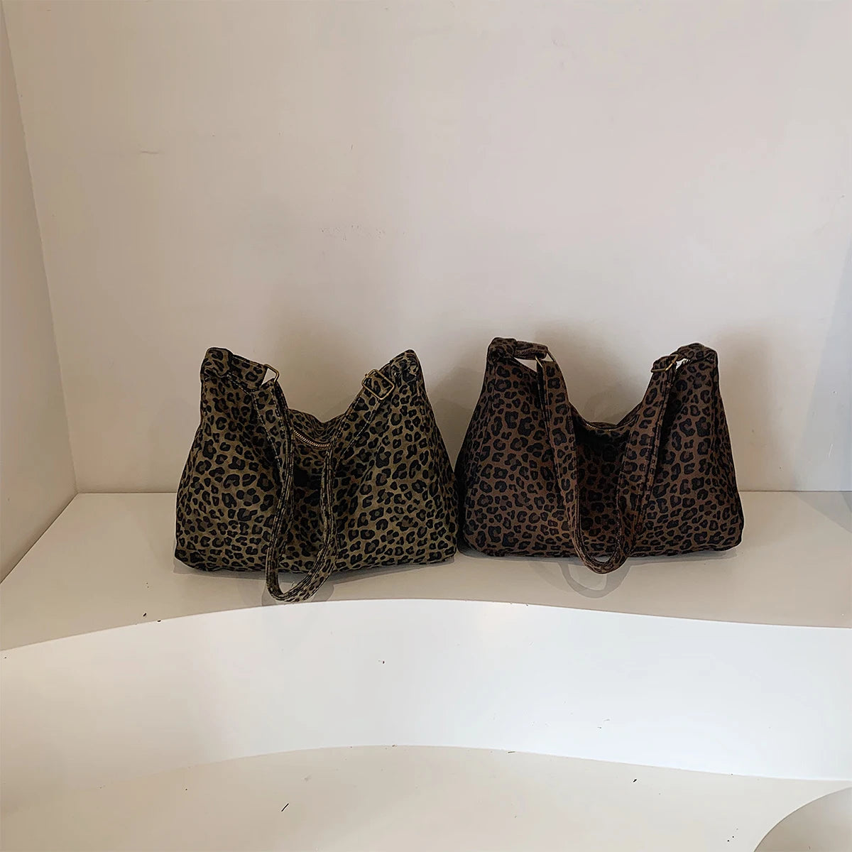 Women S Leopard Print Tote Bag Lightweight High-Capacity Shoulder Adjustable Strap Crossbody Daily