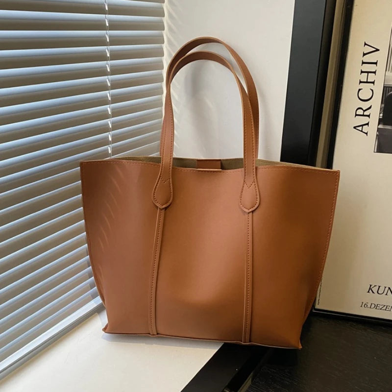 Large Leather Tote Bag – Retro Faux Leather Work & Commuter Handbag