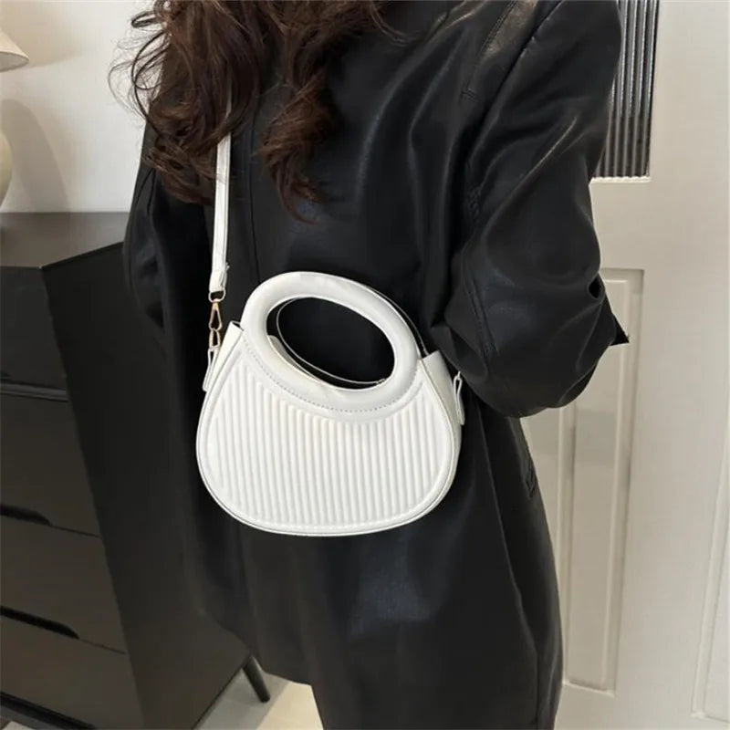 Luxury Look Shoulder Bag Everyday Use Chic Stripe Design Crossbody Bags Women Elegant Synthetic