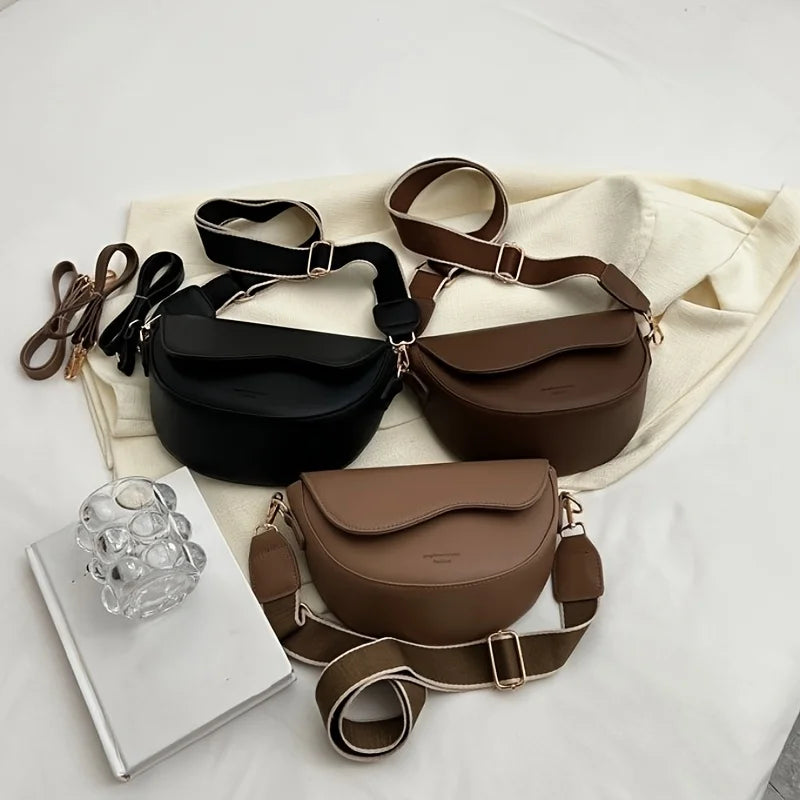 Minimalist Saddle Crossbody Bag – Wide Strap Shoulder Purse