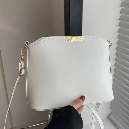 Minimalist Crossbody Bag Stylish Metal Decor Bucket Bag Simple Shoulder Bag Women Luxury