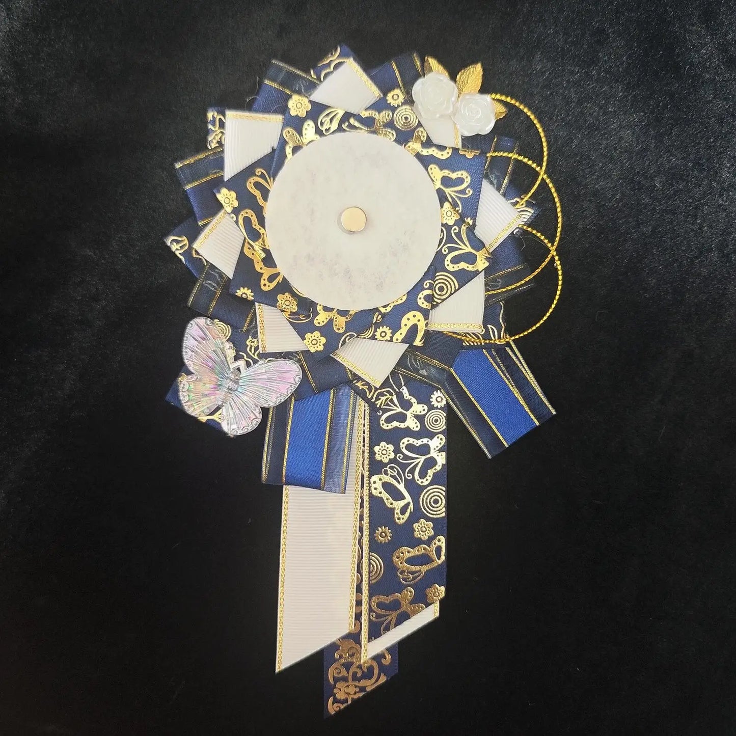 Itabag Ribbon Flower Badge Stand – Anime Pin Display Decoration