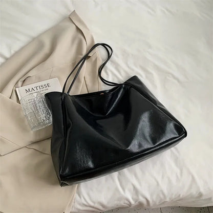 Large Leather Tote Bag for Women – Soft Shoulder Bag for Work & Travel