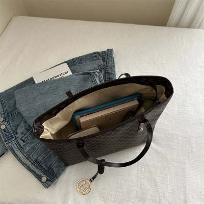 Stylish Tote Bag Vintage Handbag Large Underarm Shoulder Bag Women Suitable Daily Use