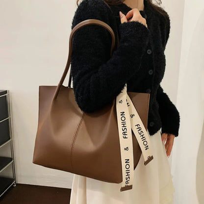 Large Capacity Tote Bag for Women – Chic Leather Shoulder Handbag