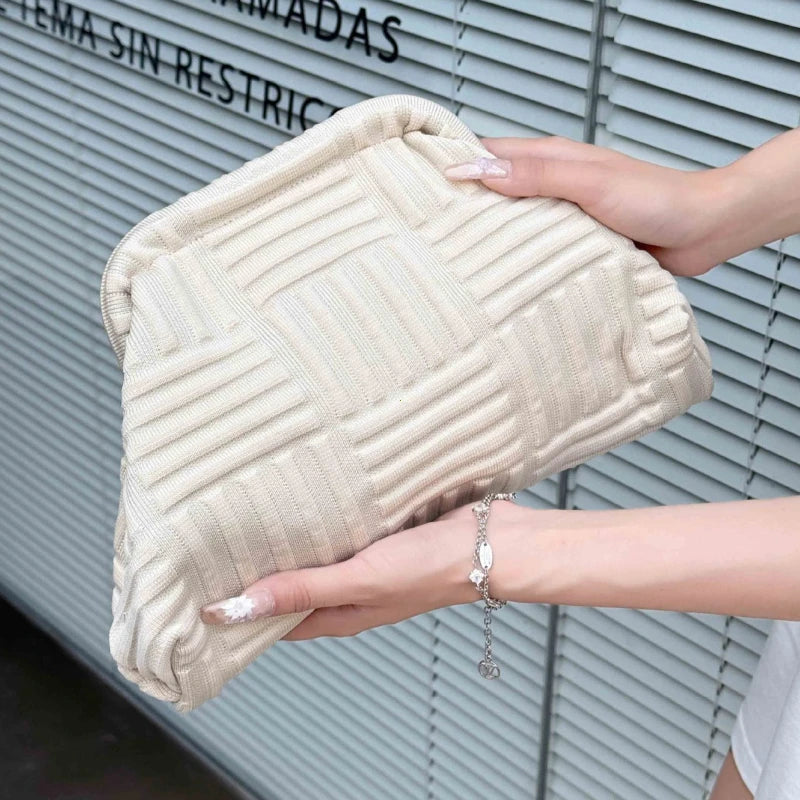 Girl Knitting Makeup Bag Large Capacity All-Match Contrast Color Clip Breathable Super Light Bags
