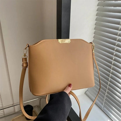 Minimalist Crossbody Bag Stylish Metal Decor Bucket Bag Simple Shoulder Bag Women Luxury