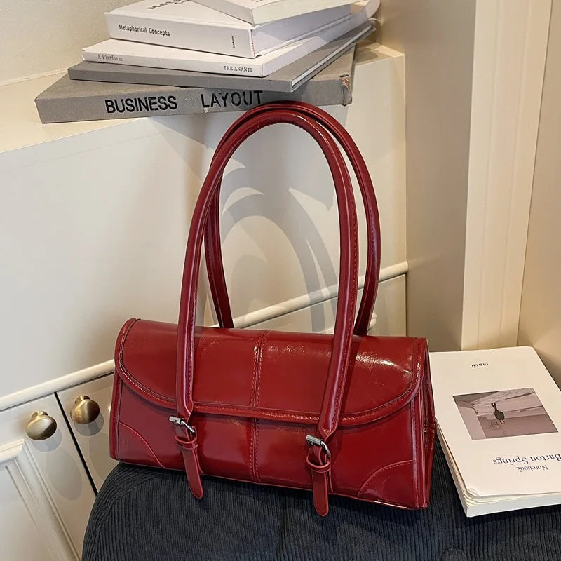 Retro Oil Wax Leather Shoulder Bag for Women