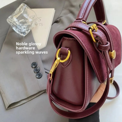 Elegant Faux Handbag Adjustable Strap Golden-Tone Hardware Flap Closure - Trendy Commuting Hobo