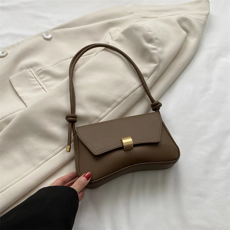 Stylish Versatile Shoulder Underarm Bag Simple Metal Buckle Handbag Messengerbag