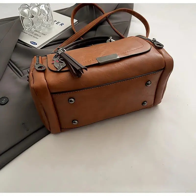 Homefish Large Capacity Shoulder Bag Women Tassel Decoration Detachable Chain Boston Handbag