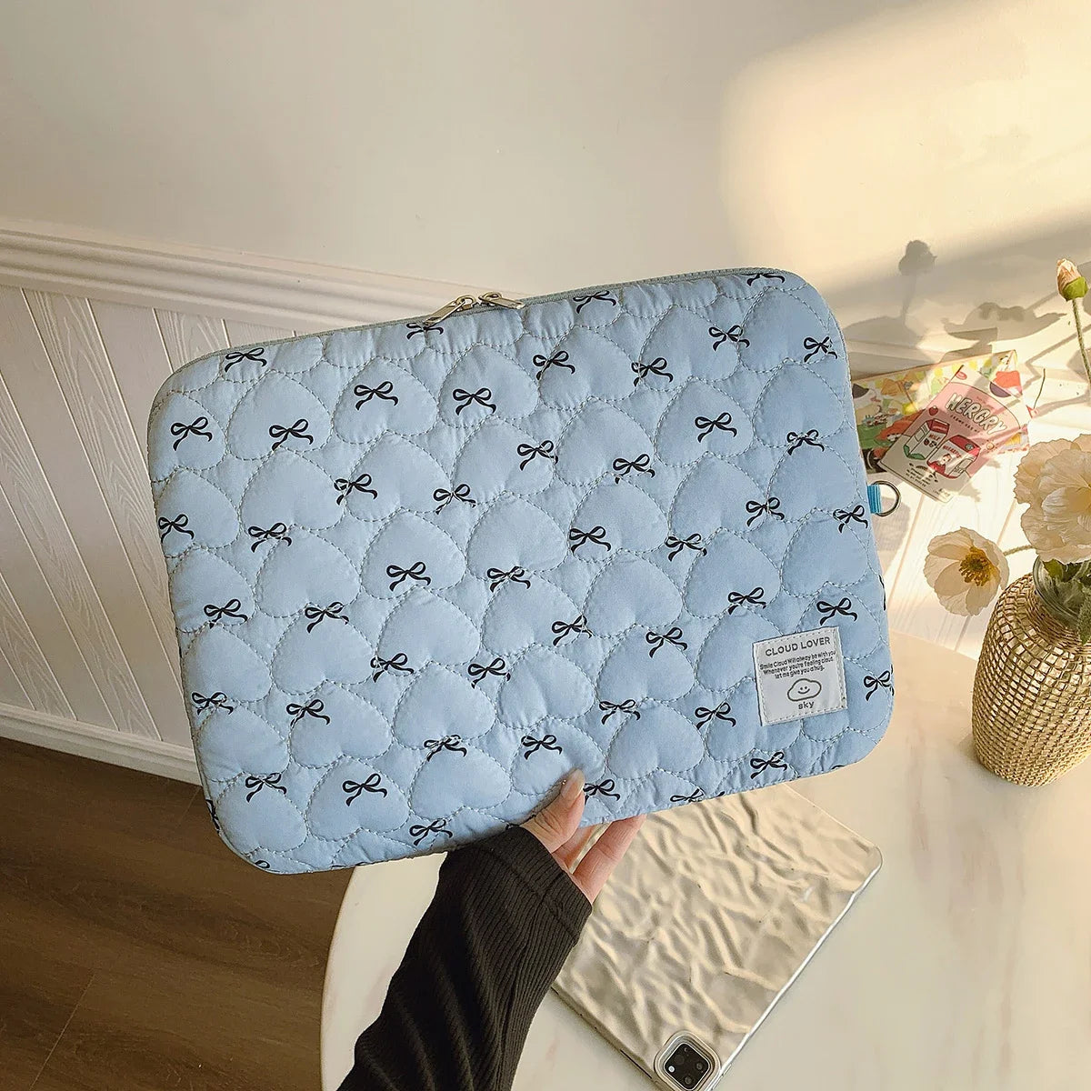 Bow Print Heart-Shaped Quilting Laptop Bag 11 Inch14 Inch15 Inch Scratch-Resistant Computer Daily