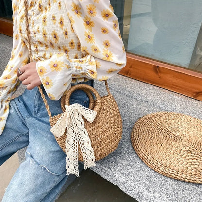 Straw Crossbody Bag with Lace Bow – Women's Summer Beach Purse