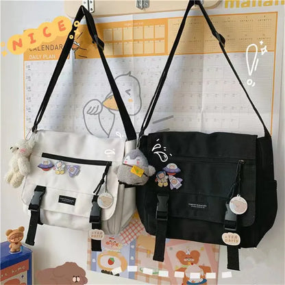 Harajuku Versatile Messenger Bag Retro Street Crossbody Bag Student School Canvas Bag