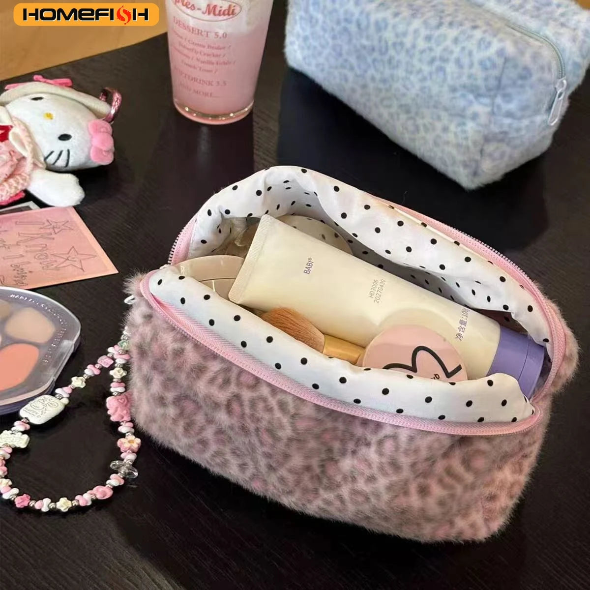 Homefish Durable Fuzzy Makeup Bag Large Capacity Leopard Print Toiletry Organizer Portable Cosmetic