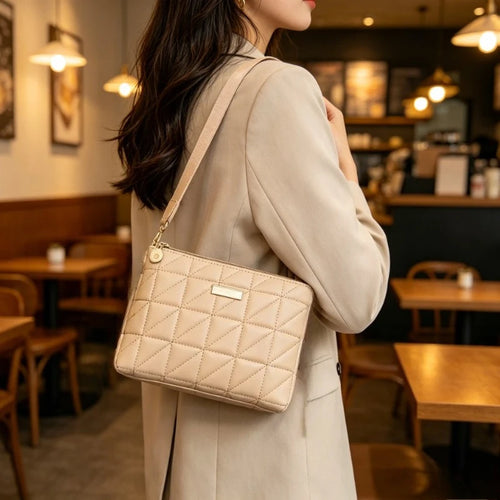 Large Capacity Versatile Shoulder Bags Small Crossbody Purse Gold Chain Accent Women Everyday