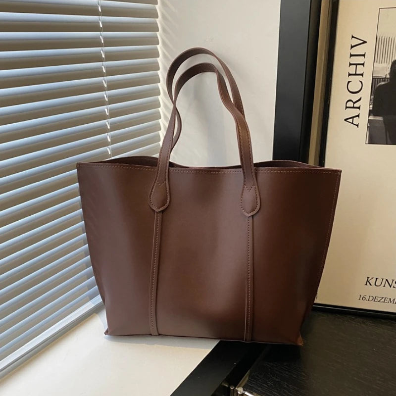 Large Leather Tote Bag – Retro Faux Leather Work & Commuter Handbag