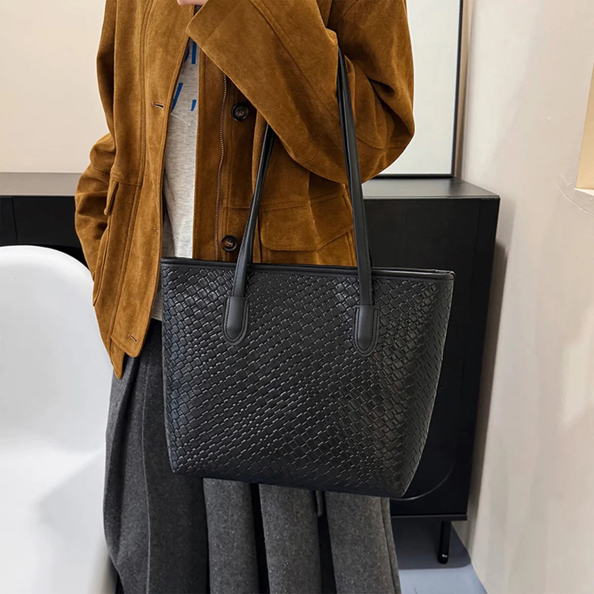 Retro Trendy Women Tote Bag Solid Color Glossy Pu Handbags Woven Texture Large Capacity Shopping