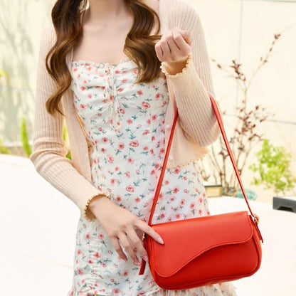Lightweight Flap Shoulder Bag Vintage-Inspired Faux Leather Crossbody Purse Casual Outings Work