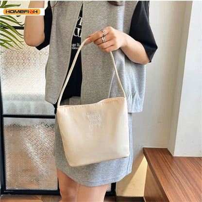 Embroidered Nylon Bucket Bag Japanese Style Commuter Single Shoulder Bag