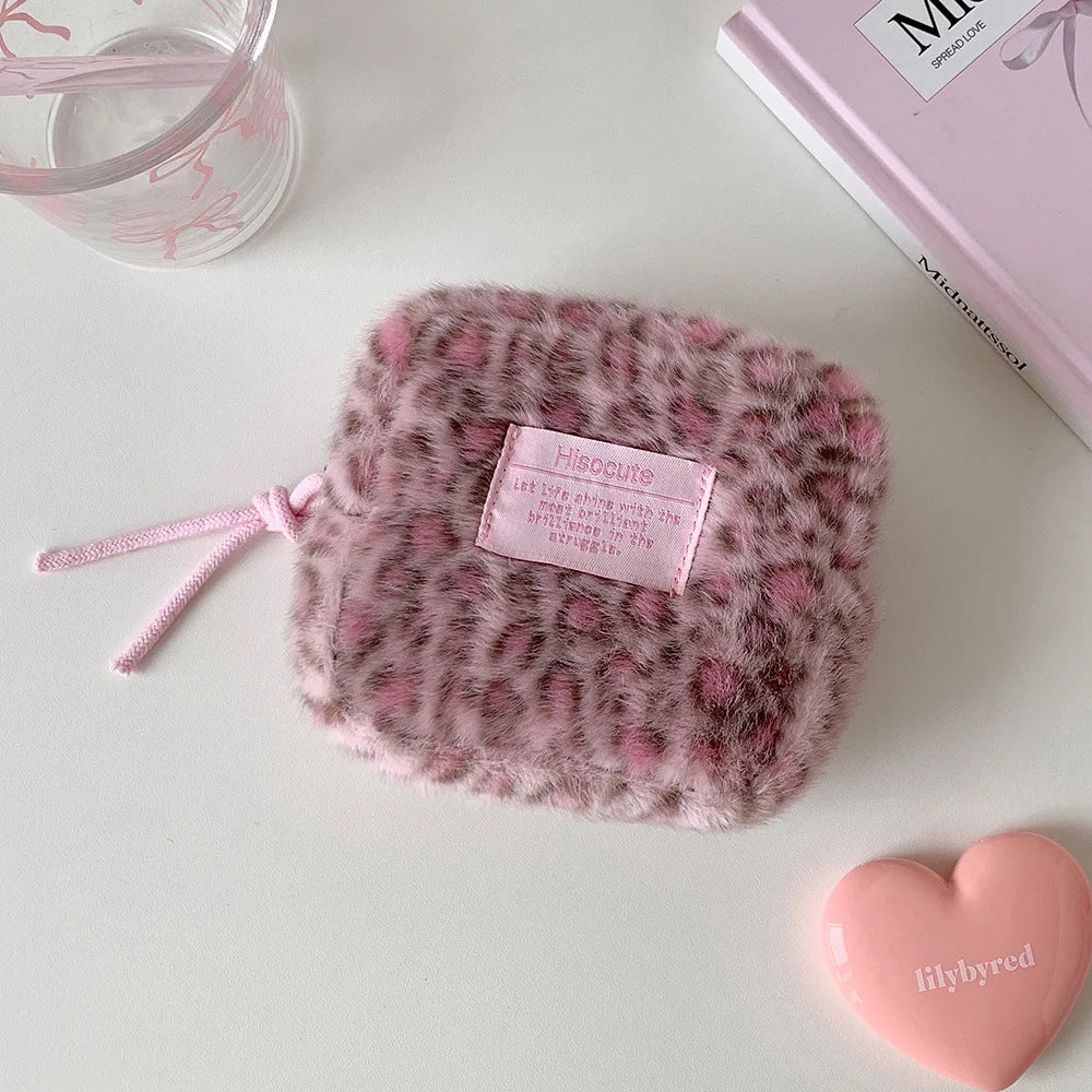 Retro Plush Square Leopard Print Makeup Bag Cute Winter Girl Portable Sanitary Cotton Storage Wallet