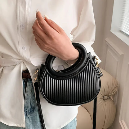 Luxury Look Shoulder Bag Everyday Use Chic Stripe Design Crossbody Bags Women Elegant Synthetic