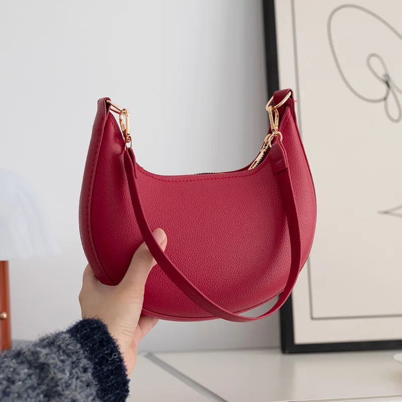 Half Moon Shoulder Bag for Women – Retro PU Leather Crescent Purse