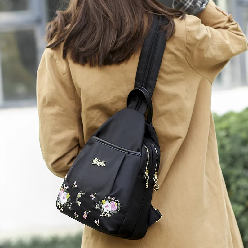 Versatile Nylon Multi-Functional Large-Capacity Single-Shoulder Chest Bag