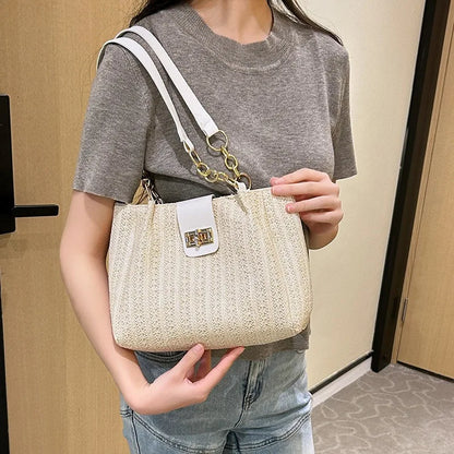 Stylish Straw Leather Tote Bag Gold Chain Grass Woven Women S Handbag Shoulder Bags Beach Days