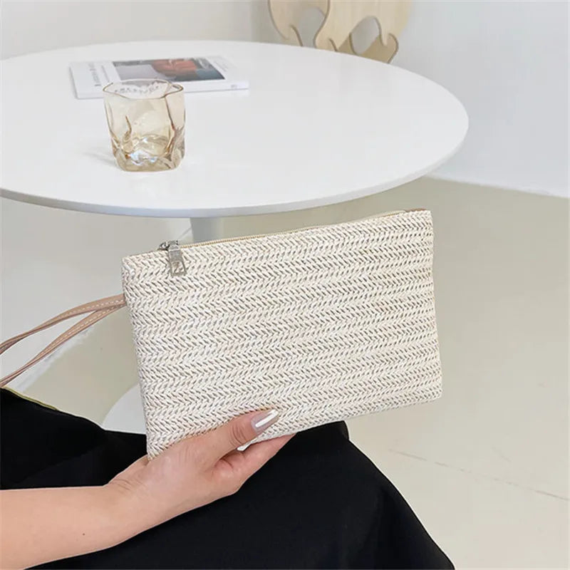 Straw Woven Clutch Bag – Minimalist Boho Wristlet for Women