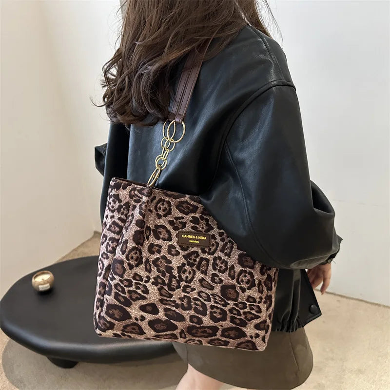 Leopard Print Shoulder Bag – Metal Chain Faux Leather Tote
