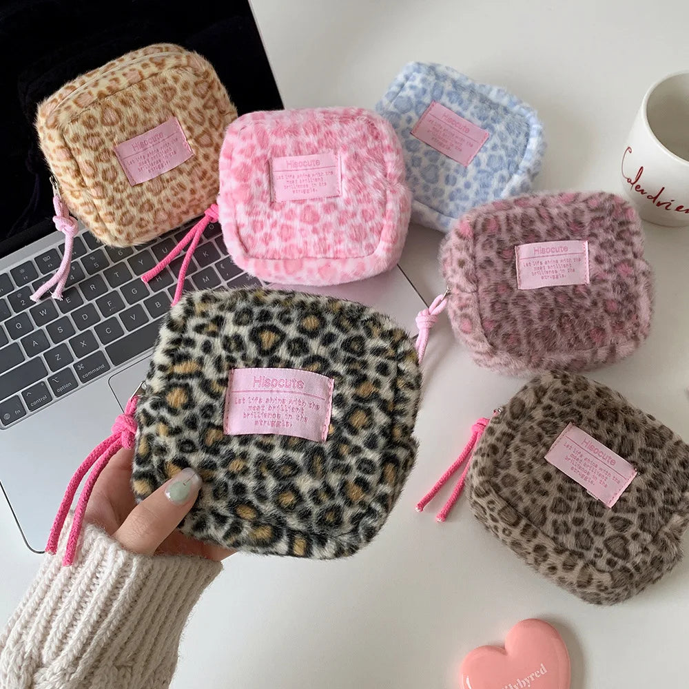 Retro Plush Square Leopard Print Makeup Bag Cute Winter Girl Portable Sanitary Cotton Storage Wallet