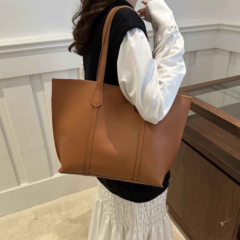 Large Leather Tote Bag – Retro Faux Leather Work & Commuter Handbag